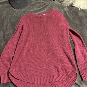 Elegant Burgundy Crew Neck Sweater